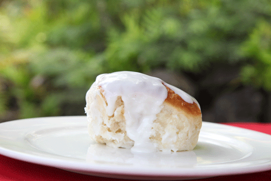 Pani Popo – Try this sticky, gooey Samoan treat