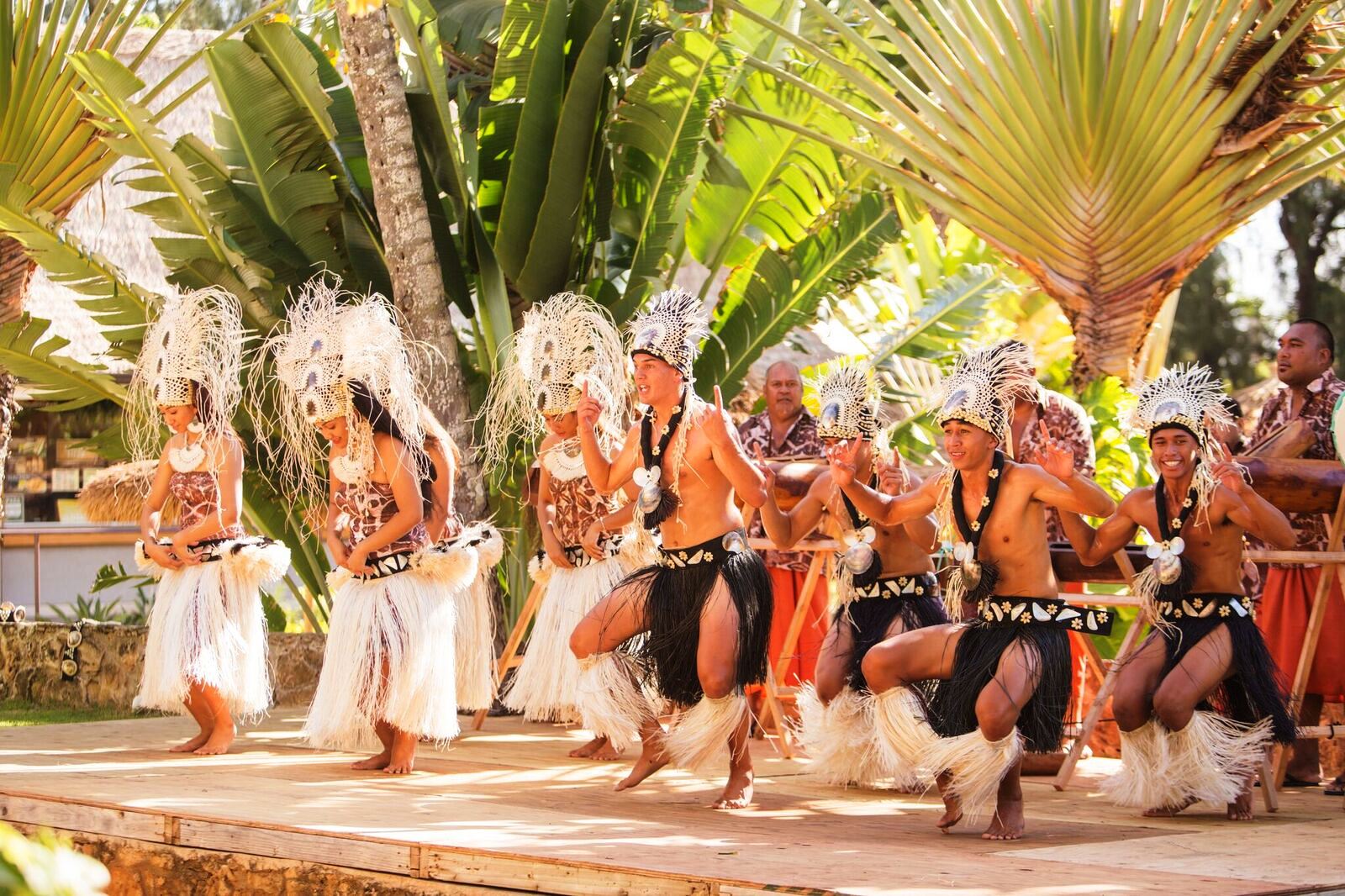 Picture of the male dancers performing at the Polynesian Cultural Center in 2017