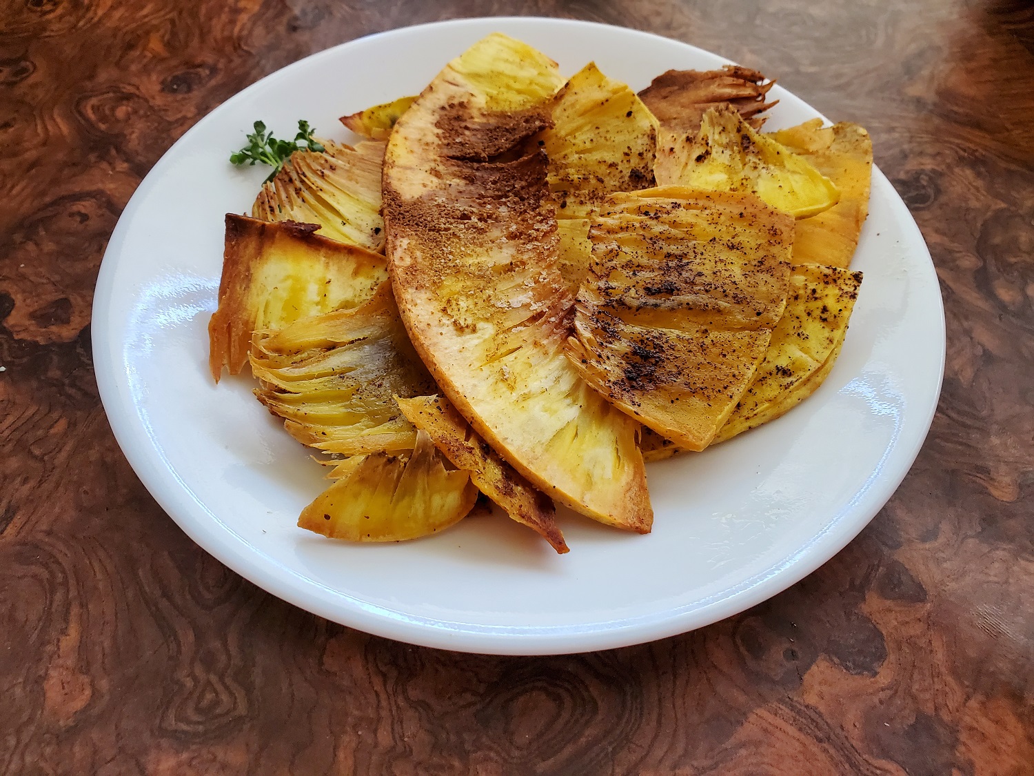 photo of seasoned breadfruit snacks fresh from the oven