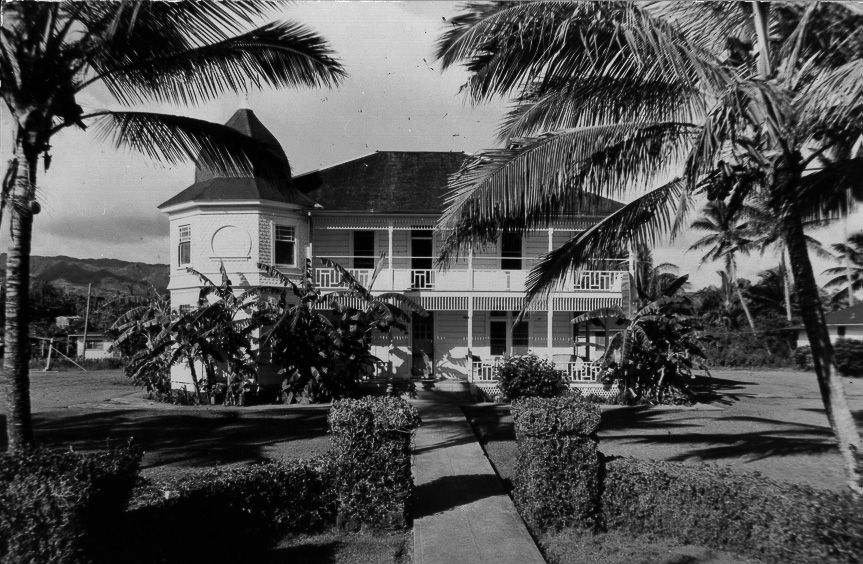 black and white photo of Lanihuli home in Laie. Located along the famous North Shore of Oahu, Hawaii