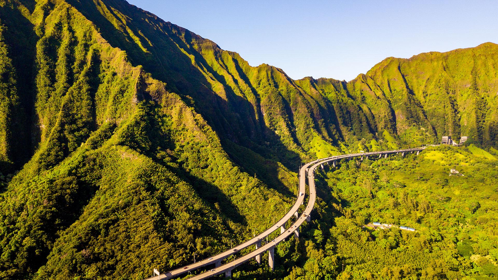 H3 highway Oahu, Hawaii photo.