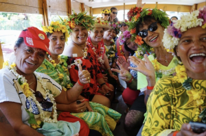 selfie of Tahitian women on the bus