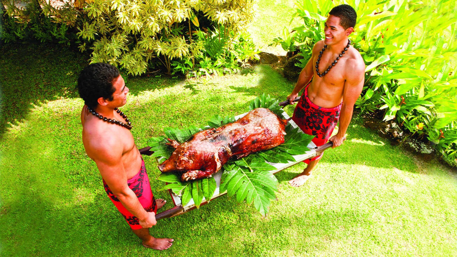 Polynesian Cultural Center's imu pig for lūʻau